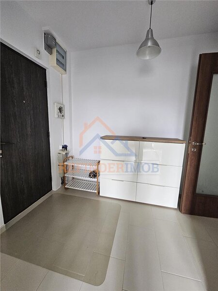 Drumul Taberei, apartament 3 camere, mobilat, renovat, metrou.
